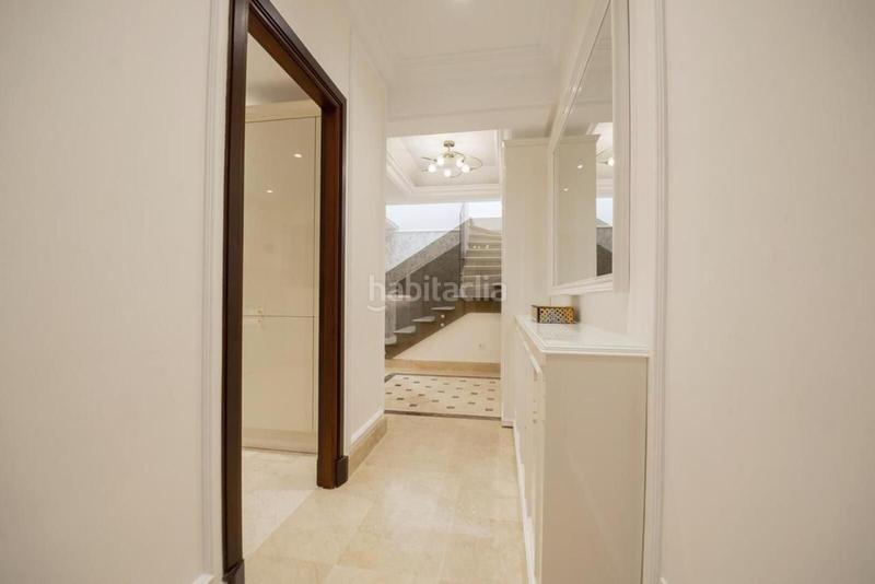 Foto b6748e37-17cb-4936-bf7e-cf3716d72b32. Dachwohnung mit parking pool in Guadalmansa Estepona