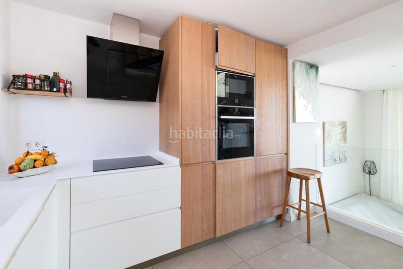 Foto 817a4a70-a17d-4f8a-99cb-73f540b5090c. Casa a schiera con parcheggio piscina in Cabopino - Artola Marbella