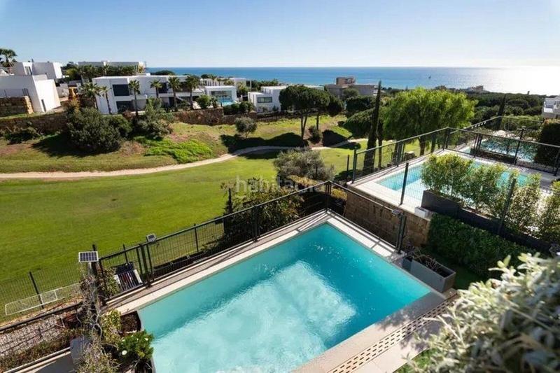 Foto c35a0905-b257-45d6-9b80-6833e87d5843. Casa adosada en Cabopino - Artola Marbella