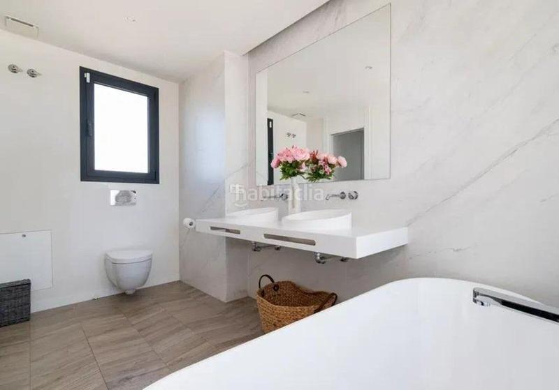 Foto 3bacf9bc-3fdd-45a7-b687-c5c5619db4ca. Semi detached house with parking pool in Cabopino - Artola Marbella