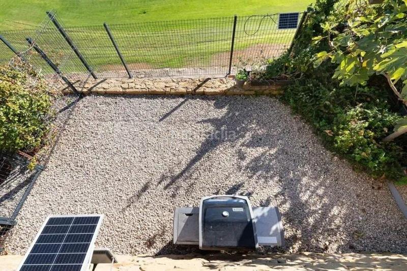 Foto 8f28186a-542a-4ef0-ab7b-83b1a2e5f541. Semi detached house with parking pool in Cabopino - Artola Marbella