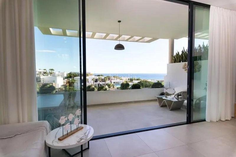 Foto ff666f8a-02e7-4482-82fe-78421aee4c18. Semi detached house with parking pool in Cabopino - Artola Marbella