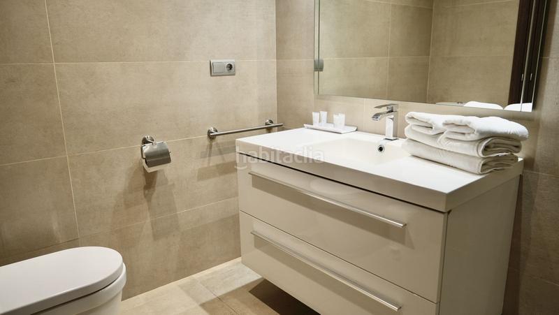 Foto 2a0cec8c-dece-4672-9a4c-55d37a124429. Apartament amb aparcament piscina a Nueva Alcántara Marbella