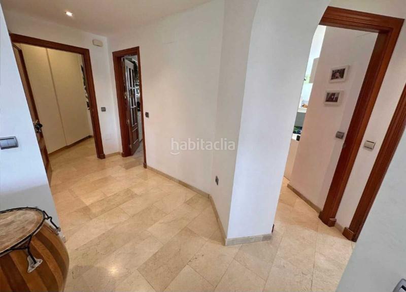 Foto ed5e4fbb-89a4-4c15-a698-57834ba879d5. Etagenwohnung mit pool in Hipódromo - Cerrado del Águila Mijas