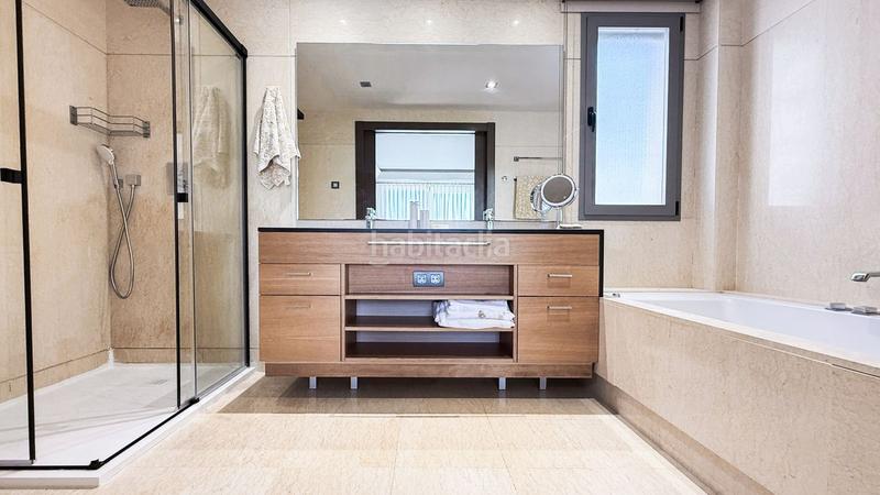 Foto 03f6026a-d6ef-415b-8469-f1a671a149c1. Appartement avec parking piscine dans los arqueros - puerto del almendro Benahavís