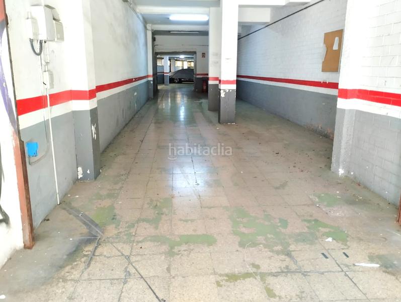 Foto b6277ee1-5304-4d62-819e-d544a56fbff0. Rent car parking in carrer de gayarre 53 in La Bordeta Barcelona