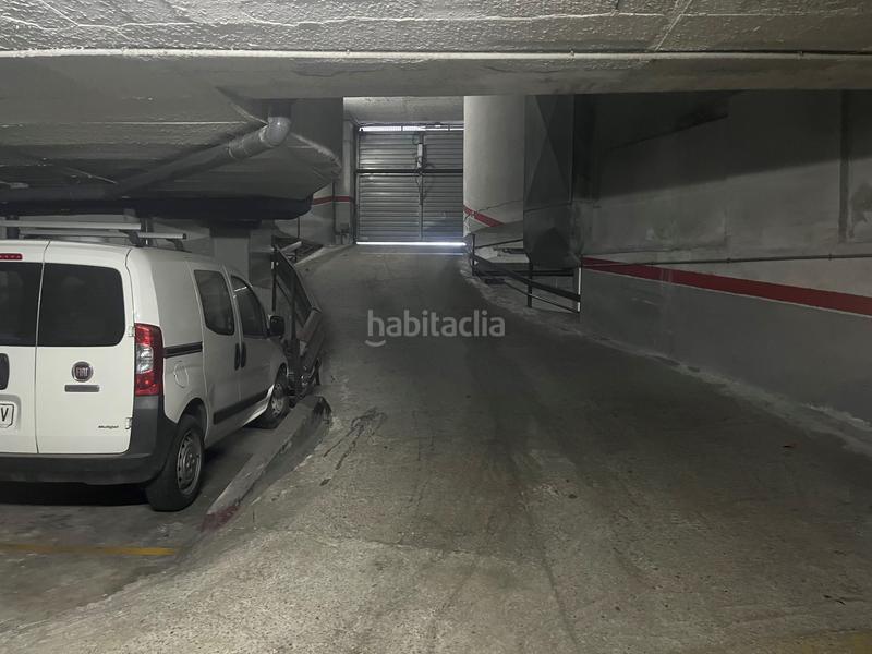 Foto 084fc3a8-1991-404c-902f-f394a7b10d7a. Affitto posto auto in carrer de biscaia 322 in El Clot Barcelona