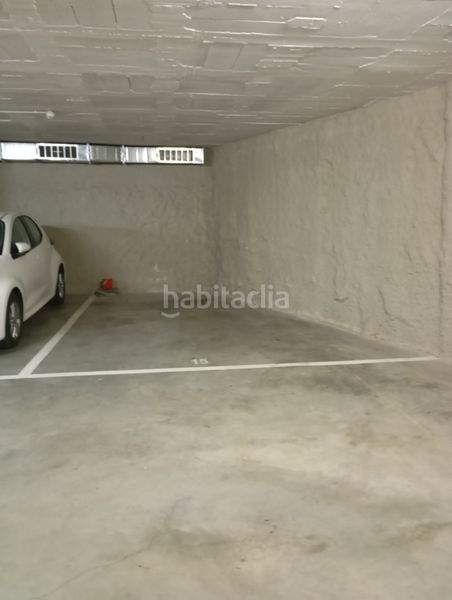Foto 82a4848e-7627-4410-88aa-df966f3c5a72. Aparcament cotxe a El Camp de l´Arpa del Clot Barcelona