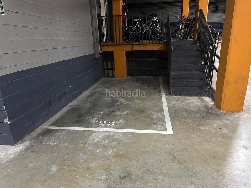 Foto 72a3039b-3400-4c4b-8754-d98f570d0c2d. Rent car parking in carrer de fluvià 107 in Provençals del Poblenou Barcelona