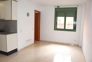 Rent Studio  Carrer de la independència. Estudio c/ independencia - c/ industria. 782.-€/mes