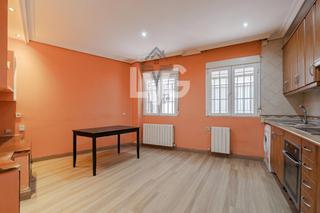 Pis  Esperanza abad. Piso bajo en venta en san sebastian de los reyes