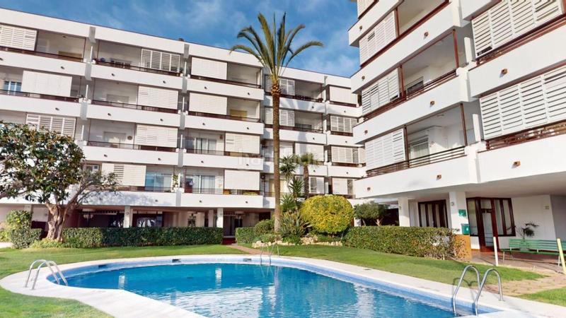 Foto b1b12498-f2d8-402a-b3cc-86fe9e720033. Piso  en Canet de Mar