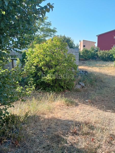 Foto 614acfd9-d431-40e8-9ed5-b786225631b8. Terreno residencial solar urbano. en Mataelpino