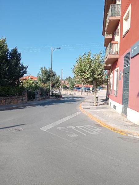 Foto d3356b9d-0d18-4f87-bacf-6691027a8431. Terreno residencial solar urbano. en Mataelpino