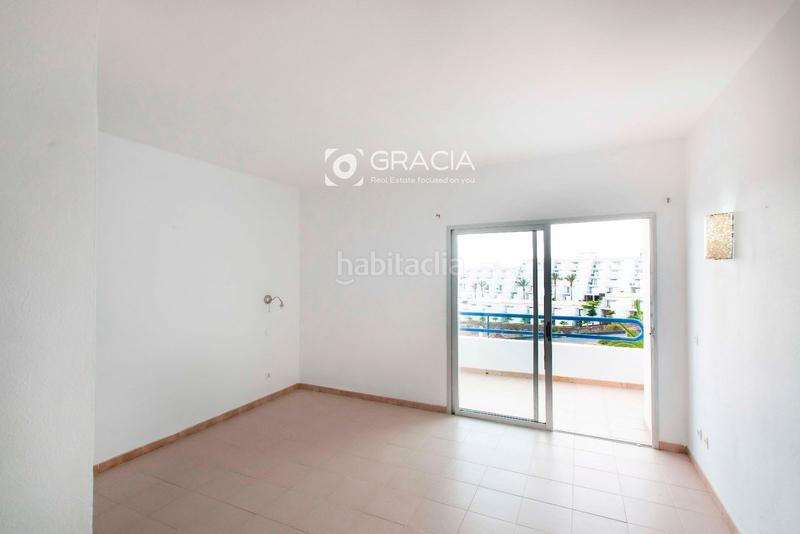 Foto cf774946-03b3-4127-99ff-1338973eb0bc. Monolocale con piscina in Callao Salvaje - Playa Paraíso Adeje