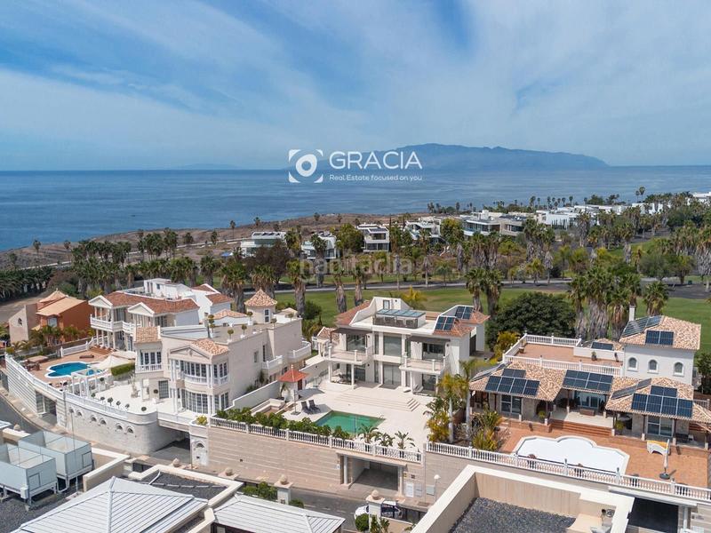 Foto 443f82ad-8937-4481-9466-89124db0c723. Haus mit parking pool in La Caleta Adeje