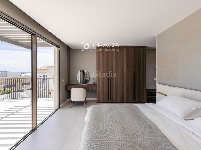 Foto b3d55036-7298-47a6-98d3-c6955a2b3f94. Haus mit parking pool in La Caleta Adeje
