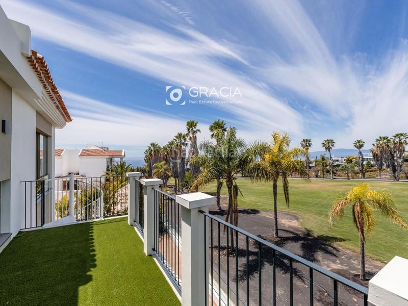 Foto dbd1e553-cc2f-4285-bd1f-4f72a389a2d0. Haus mit parking pool in La Caleta Adeje