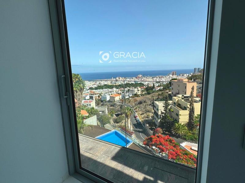 Foto 13d66a27-1859-452b-ba1d-8657026f29c8. Casa con piscina in Ifara - Las Mimosas Santa Cruz de Tenerife