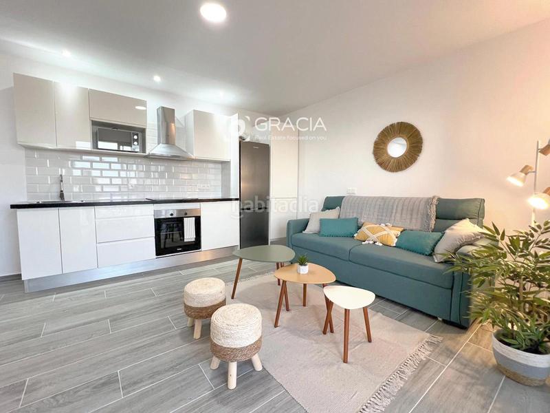 Foto dabd5a08-7b00-4858-923d-d53c89bb8449. Piso apartamento 1 dormitorio, gran terraza y vistas al mar y a la gomera en Adeje
