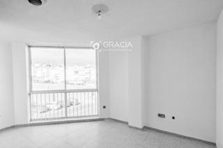 Appartement  General 11. Piso 3 dormitorios 2 baños en playa san juan