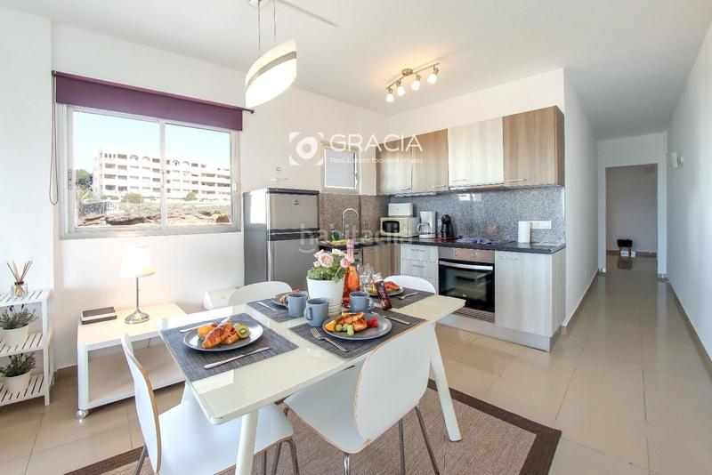 Foto 89915d73-1cae-49b9-80c3-6fda67e8146e. Etagenwohnung mit pool in Callao Salvaje - Playa Paraíso Adeje