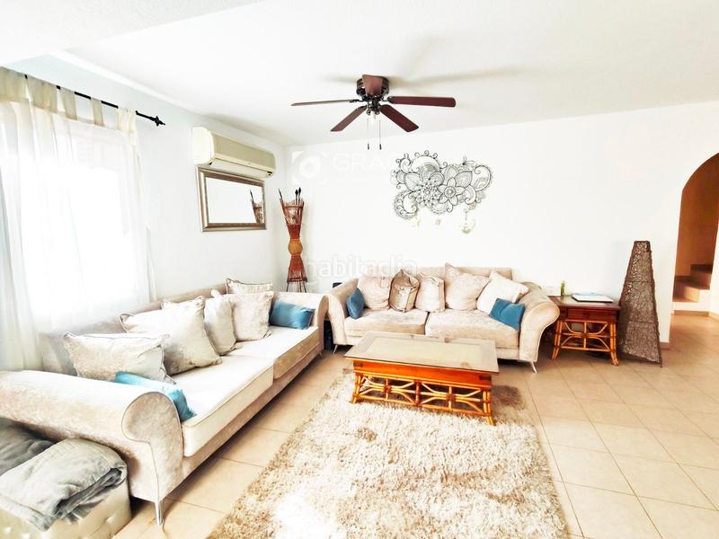 Foto cf10c729-c0d4-4e19-9864-faf4d0bfd3c1. Reihenhaus mit parking in Playa Fañabé Alto Adeje