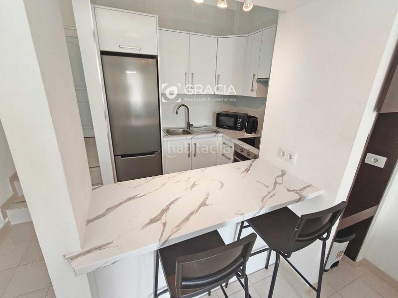 Foto 4a0b32bc-c606-46d5-a76d-eecbe0ff23c1. Etagenwohnung mit pool in Playa de Fañabé Adeje