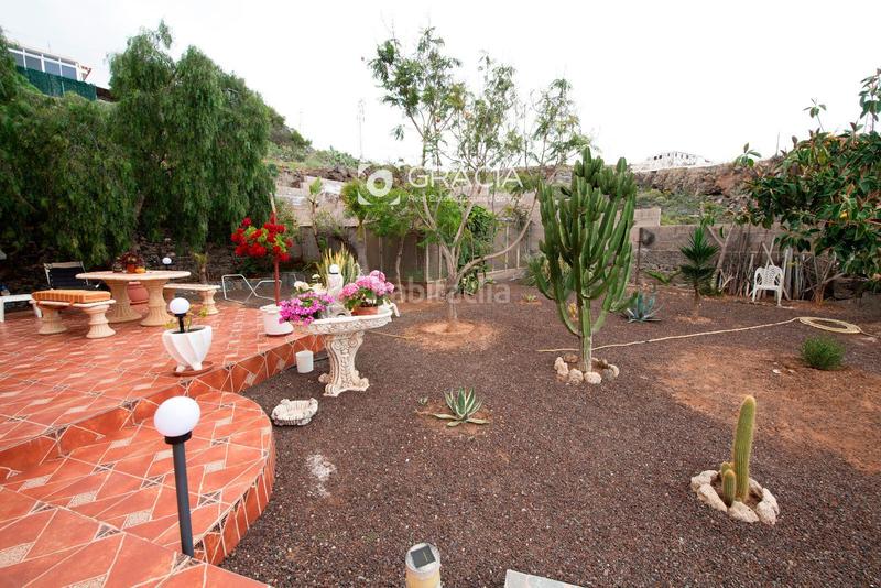 Foto a1d43d46-97fd-4a83-868e-706d3c2c5316. Haus mit parking in Tijoco Bajo Adeje