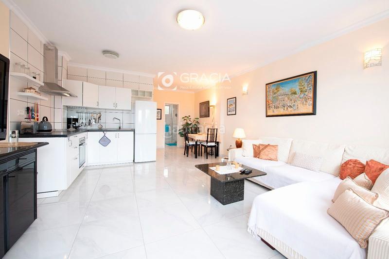 Foto eb6766d2-93a0-4ade-b934-5e918f13ee1f. Haus mit parking in Tijoco Bajo Adeje