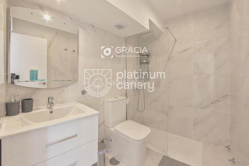 Foto fc08b5ed-1e11-41e8-bfc9-795b10ab5e43. Pis amb piscina a Playa de las Américas Adeje