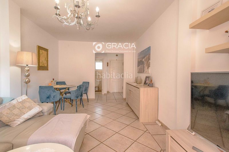 Foto 145feb04-ce28-4e32-88fa-da1e94178b59. Pis amb aparcament piscina a Playa de Fañabé Adeje