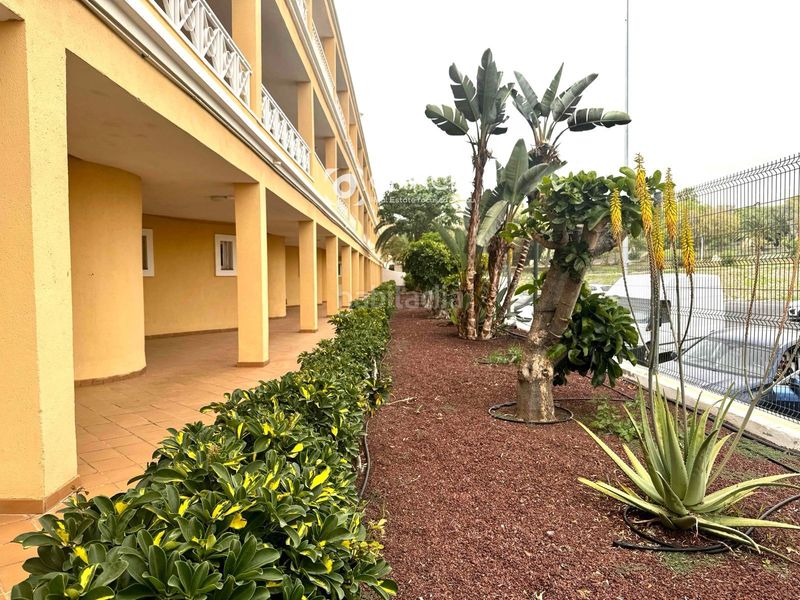 Foto 9281a508-ab38-4867-8ffd-3ff97d4f0c9b. Pis amb aparcament piscina a Playa de Fañabé Adeje