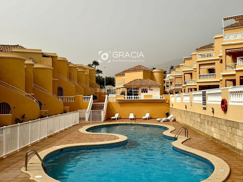 Foto 9c91053f-5ab2-4ceb-b23a-1eb875327a64. Pis amb aparcament piscina a Playa de Fañabé Adeje