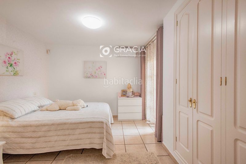 Foto af7b1548-febc-4254-bfa4-3e8741789c20. Pis amb aparcament piscina a Playa de Fañabé Adeje