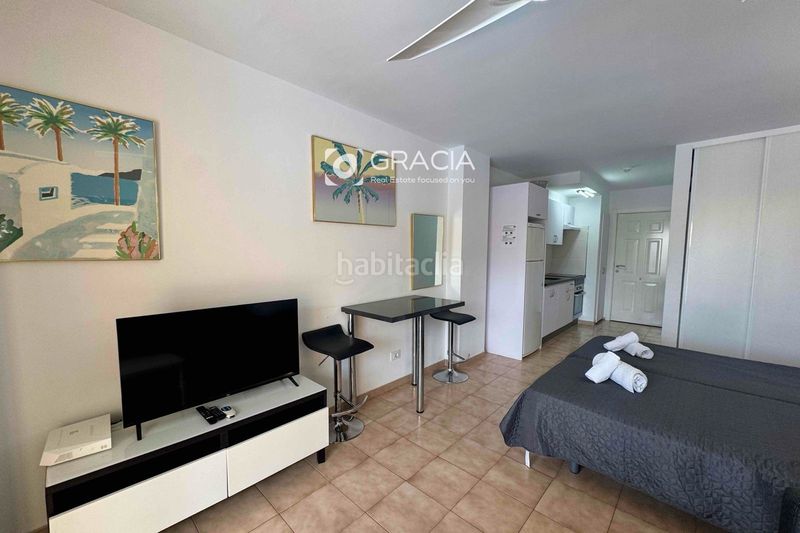 Foto bb9803ae-0a2a-4a61-aef0-f7948b3d5773. Estudi amb aparcament piscina a Los Cristianos Arona