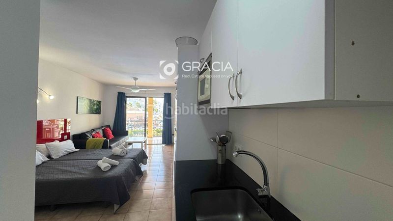 Foto f84f58dd-7bbd-4c1a-8ac9-1910681ade34. Estudi amb aparcament piscina a Los Cristianos Arona