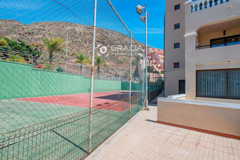Foto f902912b-d8c9-45e9-81db-e41b8687b9cf. Estudi amb aparcament piscina a Los Cristianos Arona
