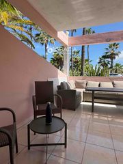 Lloguer Pis  Alcorza. Piso bajo recién renovado con gran terraza y piscina en chayofa