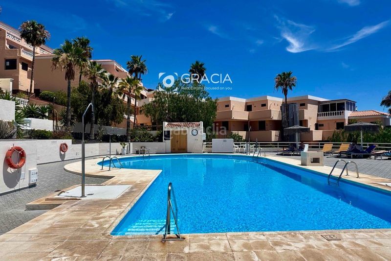 Foto 43f70102-ec39-4381-8217-419da8d14559. Pis amb piscina a San Eugenio Alto Adeje