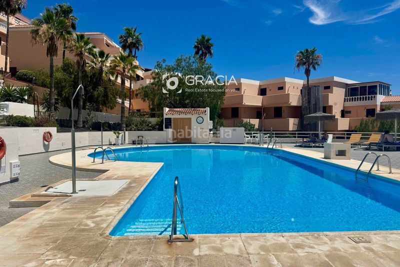 Foto b43407e0-9da8-4fa5-a9ef-f0e5922b62c7. Pis amb piscina a San Eugenio Alto Adeje