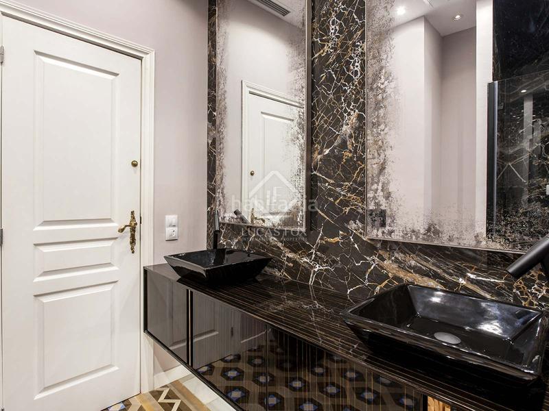 Foto 19f21898-d038-4021-b473-7b8a021646f4. Piso espectacular piso de 3 dormitorios en planta principal en venta en el eixample derecho en Barcelona