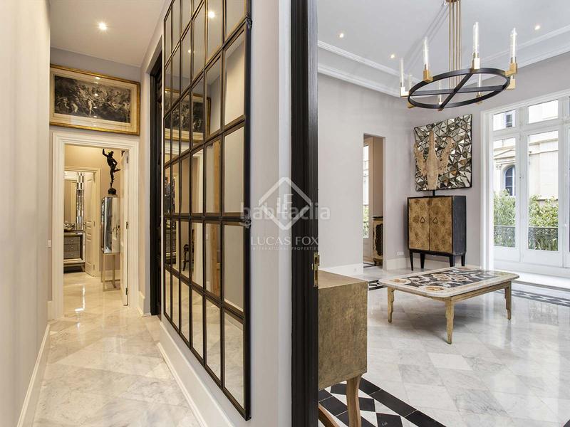 Foto 1badeaa0-4077-472d-b610-d0e26d2ff457. Piso espectacular piso de 3 dormitorios en planta principal en venta en el eixample derecho en Barcelona