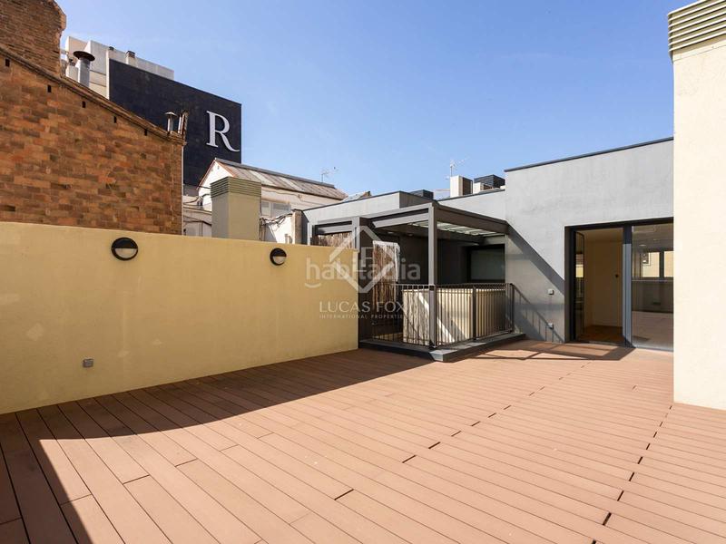 Foto 2a4aaf39-982d-4ae2-8e7e-16622c5c7023. Piso bonito piso dúplex con jardínpatio en venta en eixample derecho, en Barcelona