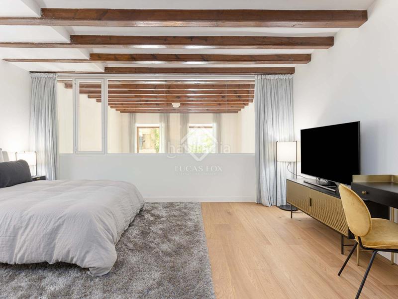 Foto 2ff40862-0e31-46d3-a2a4-a5417fc2b637. Piso bonito piso dúplex con jardínpatio en venta en eixample derecho, en Barcelona