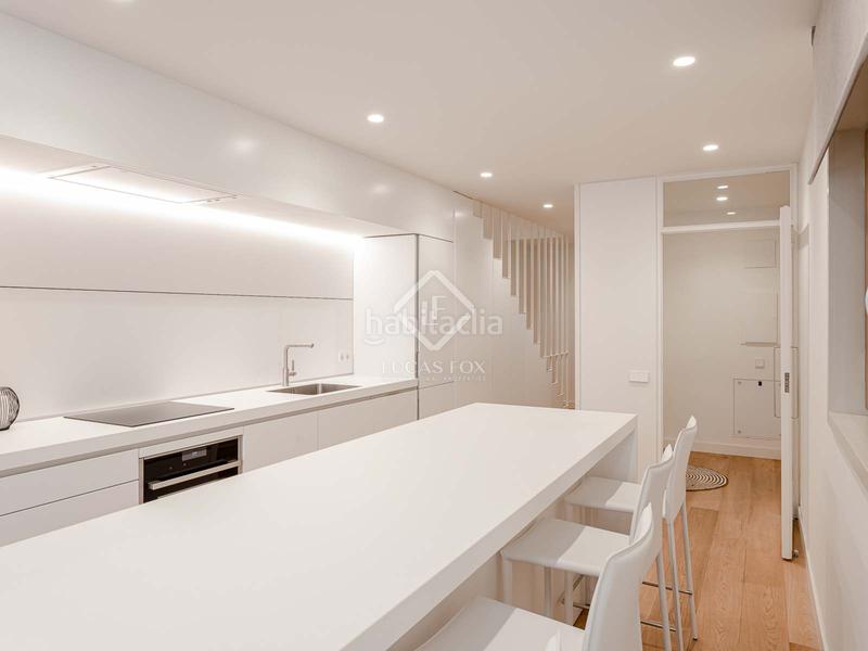 Foto 8ddb286d-ec50-4b05-916b-0854a73d3548. Piso bonito piso dúplex con jardínpatio en venta en eixample derecho, en Barcelona