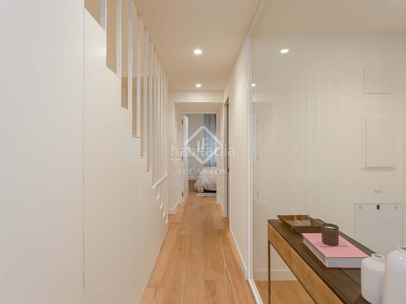 Foto c797dd13-e72c-46ed-a0f2-a2a4d04d9042. Piso bonito piso dúplex con jardínpatio en venta en eixample derecho, en Barcelona