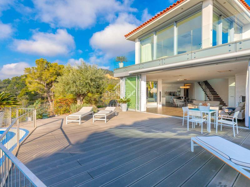 Foto 61975b1b-0431-49f4-b8a0-40430437e1ac. Chalet con riscaldamento parcheggio piscina in Santa Maria de Llorell Tossa de Mar