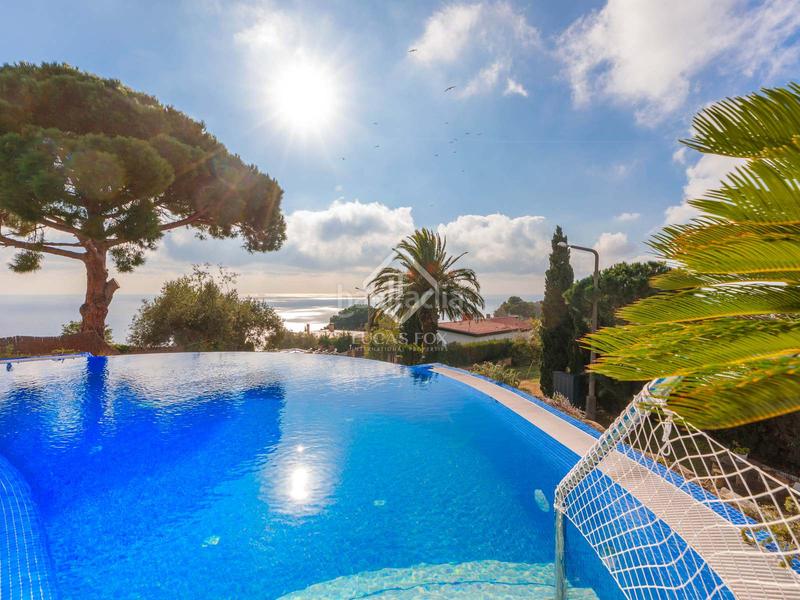 Foto e908b9b3-0e52-47ff-9e76-9e3ecfdb6a73. Chalet con riscaldamento parcheggio piscina in Santa Maria de Llorell Tossa de Mar