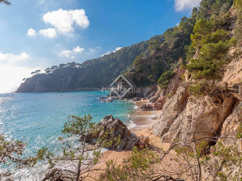 Foto f73505c1-af92-48a6-934f-3bbc0664c5c6. Chalet con riscaldamento parcheggio piscina in Santa Maria de Llorell Tossa de Mar